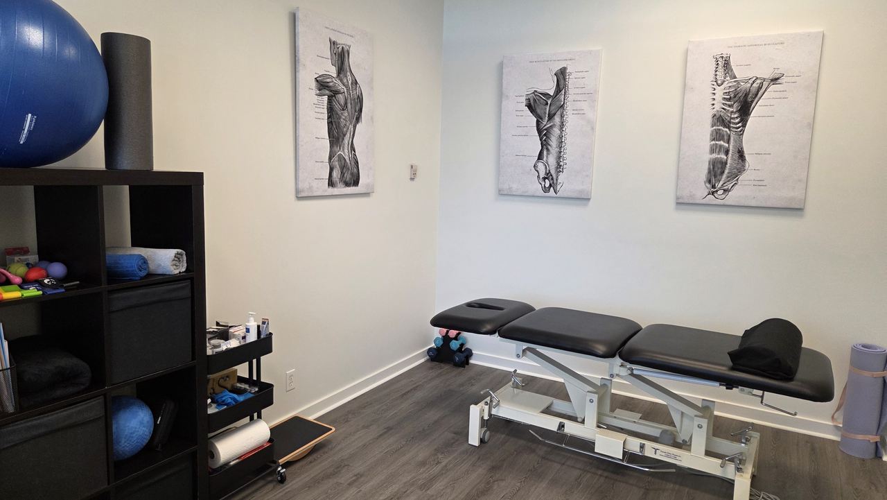 Physiotherapy and RMT treatment room North Vancouver